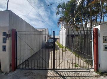 Casa · 125m² · 5 Ambientes · 1 Cochera · Casa 3 Dorm. en Barrio Obligado