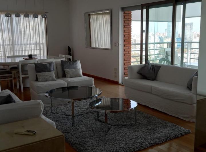 Departamento · 140m² · 4 Ambientes · 1 Cochera