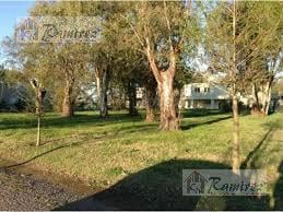 Terreno · 838m²