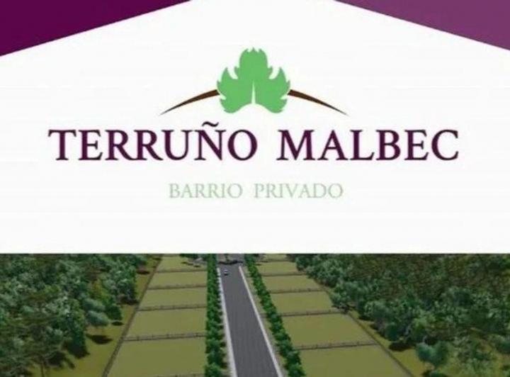 Terreno · 300m²