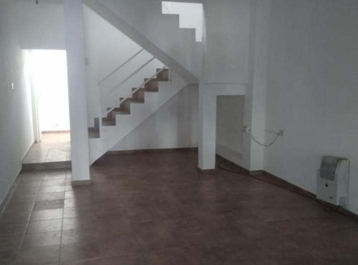 Casa · 100m² · 3 Ambientes · 1 Cochera