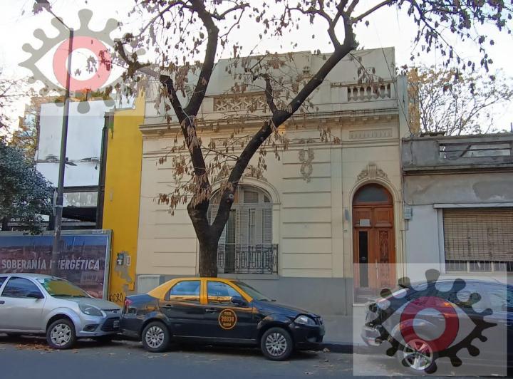 Casa · 305m² · 10 Ambientes