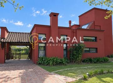 Casa · 140m² · 4 Ambientes · 1 Cochera · Casa Chalet en Alq. Temporario en La Cesarina, General Rodríguez, G. B. a. Zona Oeste