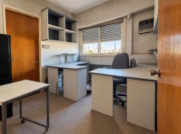 Oficina comercial de 3 ambientes, San Nicolás · Amplia Oficina en Piso Alto - Muy Luminosa