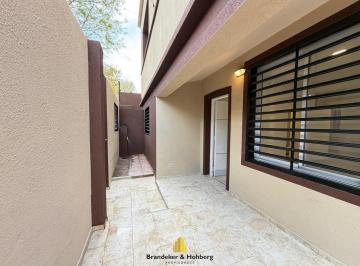 PH · 60m² · 3 Ambientes · 3 Cocheras · PH 3 Ambientes a Estrenar en Planta Baja – Jardín + Cochera Pasante Para 3 Autos – Munro