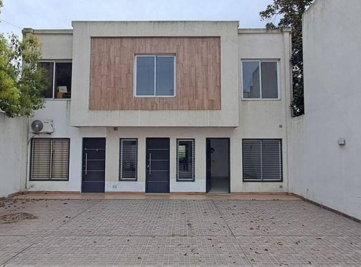 Casa · 60m² · 3 Ambientes · 1 Cochera