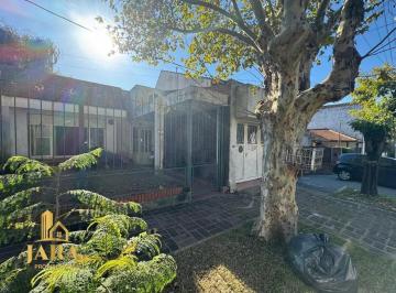 Casa · 171m² · 4 Ambientes · 1 Cochera · Venta Casa 4 Amb Quilmes Centro