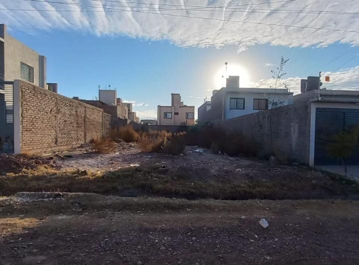 Terreno · 380m²