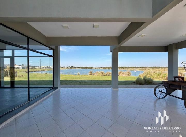 Terreno · 1035m²