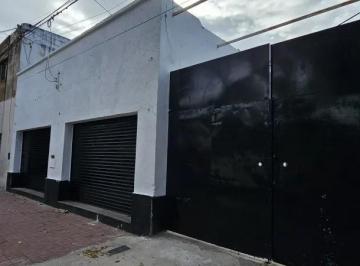 Bodega-Galpón · 400m² · Galpón Depósito con Oficinas y Salón Comercial en B° Pueyrredon
