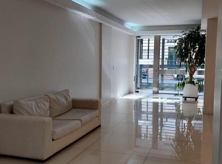 Departamento · 56m² · 5 Ambientes · 1 Cochera