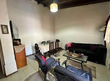 Casa de 5 ambientes, Ciudad de Mendoza · Casa en Venta - 3 Habitaciones - Sexta Seccion - Ciudad de Mendoza