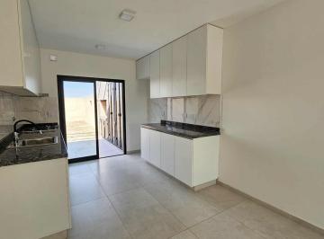Casa · 71m² · 4 Ambientes · 1 Cochera · Duplex en Venta Docta 2 Dormis Pb, 2 Baños, Estrenar Usd 127.000, a Estrenar