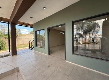 Local comercial · 96m² · 3 Ambientes · Local en Alquiler | Calle Ag. Aguirre | Baño y Deposito