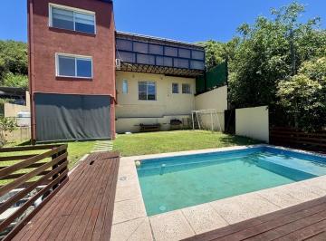Casa · 285m² · 3 Dormitorios · 2 Cocheras · Rio Ceballos Casa Moderna con Pileta, Apta Crédito