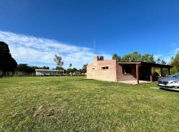 Casa · 100m² · 3 Ambientes · Quinta de 3 Lotes con Dos Viviendas