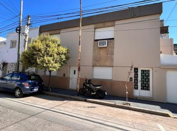 Casa · 140m² · 6 Ambientes · 1 Cochera · Casa 4dor en Güemes, Alquiler Comercial