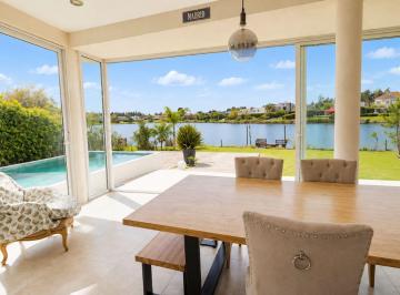 Casa · 303m² · 4 Ambientes · 2 Cocheras · Venta Casa Premium 4 Amb Laguna San Agustin Tigre
