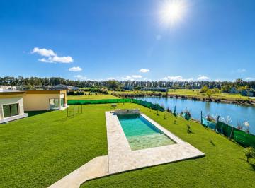 Casa · 400m² · 6 Ambientes · 3 Cocheras · Casa Venta a La Laguna Santa Ines 6 Ambientes