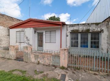 Casa · 80m² · 4 Ambientes · 1 Cochera · Venta Casa en Bella Vista