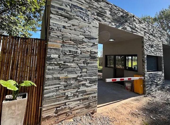 Terreno · 330m²