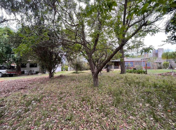 Terreno · 655m²
