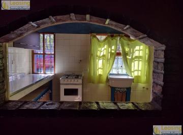 Campo · 200m² · 9 Dormitorios · Casa en Villa Vega Maipu, Franccion de Terreno 3500 m² y 1 Ha Frente a Aeropuerto Chapelco