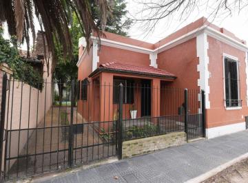 Casa · 89m² · 4 Ambientes · 1 Cochera · Casa 3 Ambientes C Jardín Vías Libertador Martinez