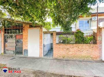 Casa · 185m² · 6 Ambientes · 1 Cochera · Casa y Departamento en Venta en Tolosa