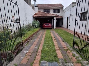 PH · 90m² · 4 Ambientes · 1 Cochera · PH - Villa Primera