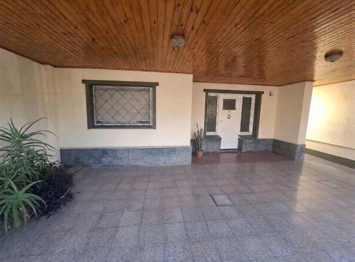 Casa · 80m² · 3 Ambientes · 1 Cochera