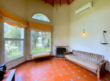 Casa · 140m² · 3 Ambientes · 1 Cochera · Venta Casa en Pilar 3 Ambientes Barrio Casablanca