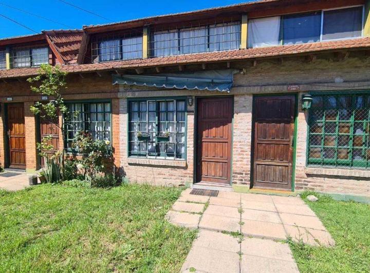 Casa · 43m² · 3 Ambientes · 1 Cochera