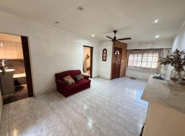 PH · 102m² · 4 Ambientes · Venta PH 4 Amb / Terraza / Apto Créd/ V. Dominico
