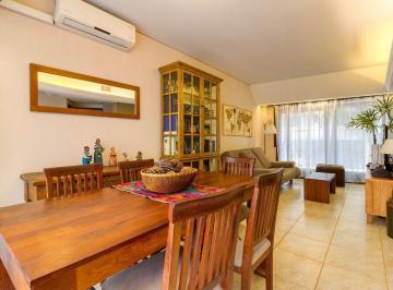 Casa · 125m² · 4 Ambientes · 1 Cochera · Venta 4 Amb con Cochera S/ Exp. en Flores Norte