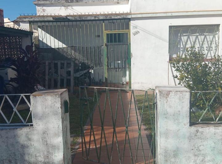 Casa · 170m² · 4 Ambientes · 2 Cocheras