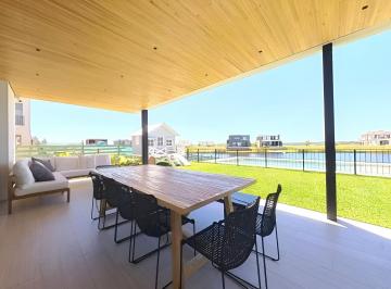 Casa · 420m² · 6 Ambientes · 3 Cocheras · Alquiler Casa Al Lago Barrio Costas Puertos
