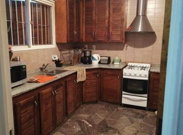 Casa · 76m² · 5 Ambientes · Casa en Venta - Lateral Acceso Este (Guaymallén)