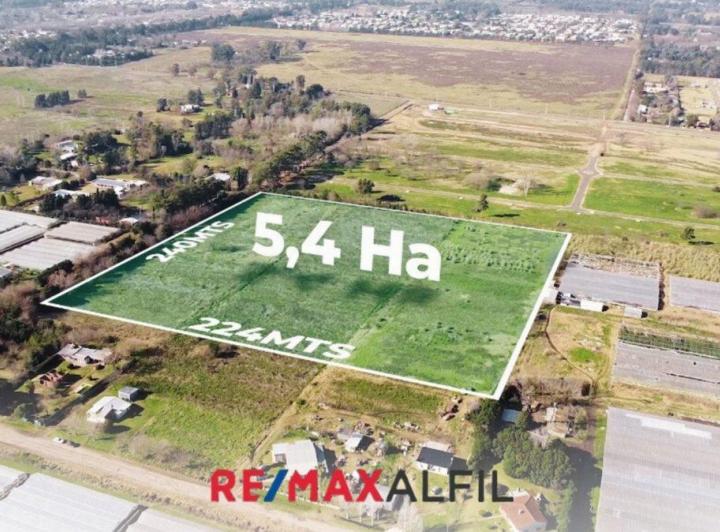 Terreno · 54000m²