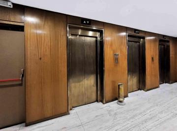 Oficina comercial · 104m² · 1 Cochera · Oficina en Alquiler en San Nicolás Calle Florida