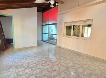 Casa · 148m² · 4 Ambientes · Casa 4 Ambientes en Venta en Ballester con Parque