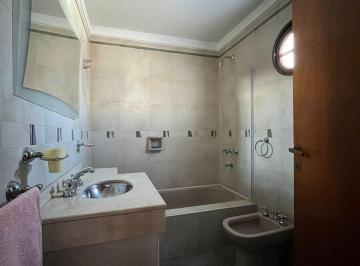 Casa · 240m² · 7 Ambientes · 1 Cochera · Tucuman 2639/2641 - Casa 3 Dorm. Premium