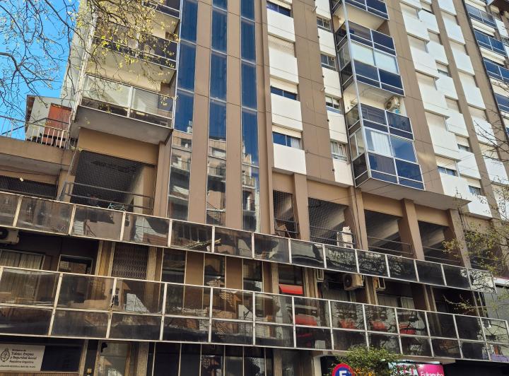 Departamento · 100m² · 4 Ambientes · 1 Cochera