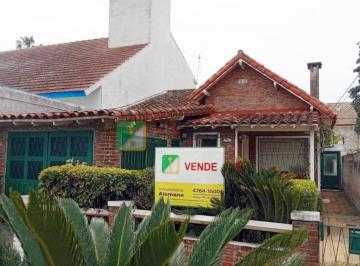 ALE-ALE-10928_2 · Venta - Casa - 3 Amb con Dependencia - Villa Ballester