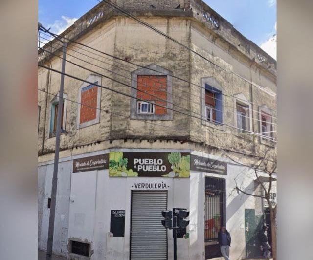 Terreno · 217m²