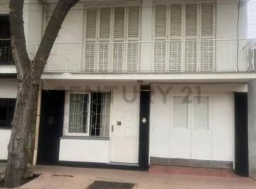 Casa · 130m² · 3 Dormitorios · 1 Cochera · Casa en Venta - Quinta Sección, Ciudad de Mendoza