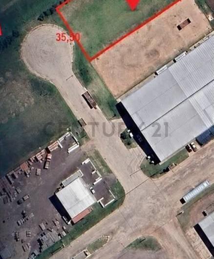 Terreno · 2307m²
