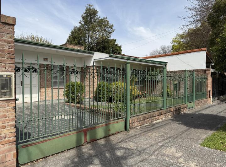 Casa · 188m² · 4 Ambientes · 4 Cocheras