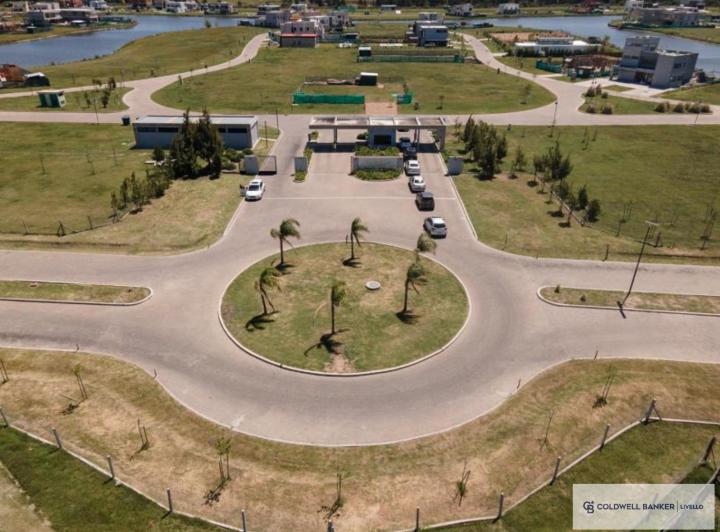 Terreno · 600m²