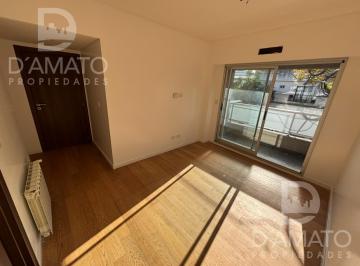 Departamento · 83m² · 4 Ambientes · 1 Cochera · Departamento en Villa del Parque